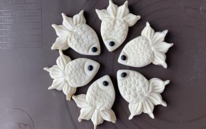 小金鱼能吃馒头吗_小金鱼能吃馒头？小心营养差易生病！