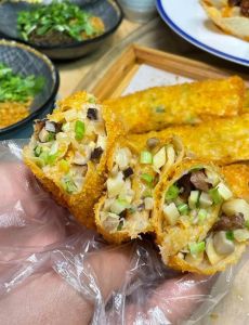 落南鸿盛冷水鱼_水质优肉质好，助村民增收促发展